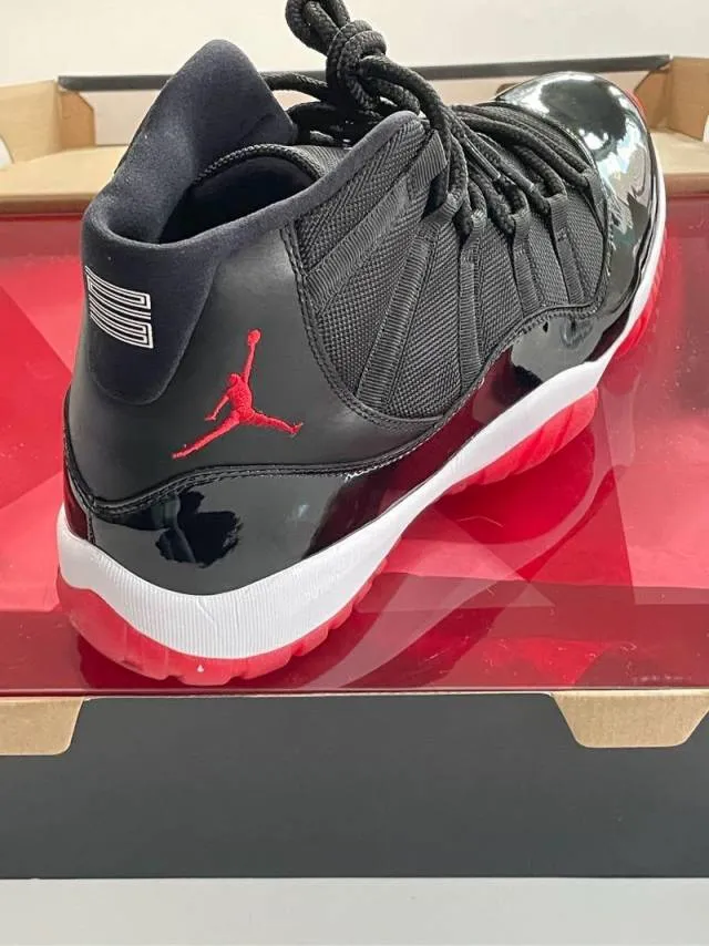 2012 nike air jordan 11 retro bred playoffs