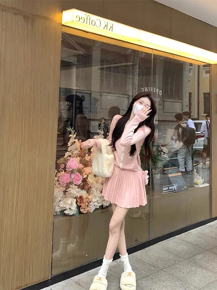 Autumn wear a complete set of pink milk sweater cardigan pleated skirt suit female niche gentle temperament two-piece set