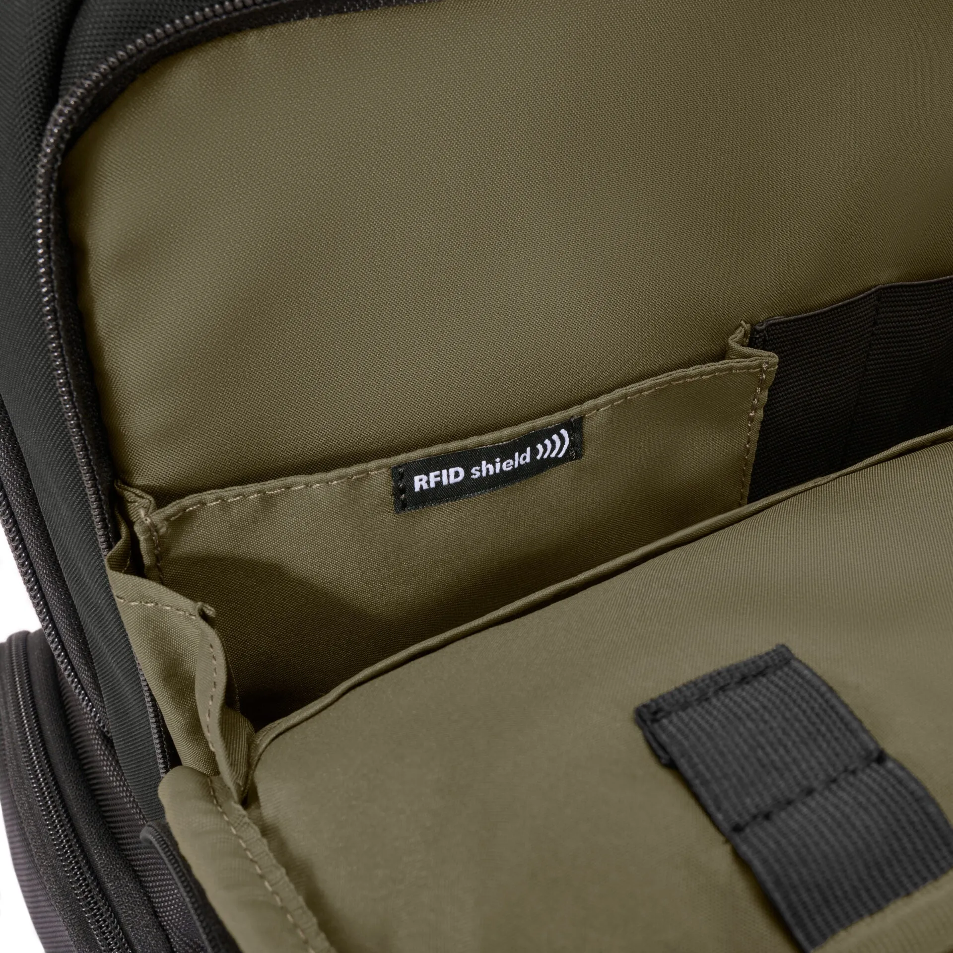 Briggs & Riley HTA Collection Large Cargo Backpack - Black