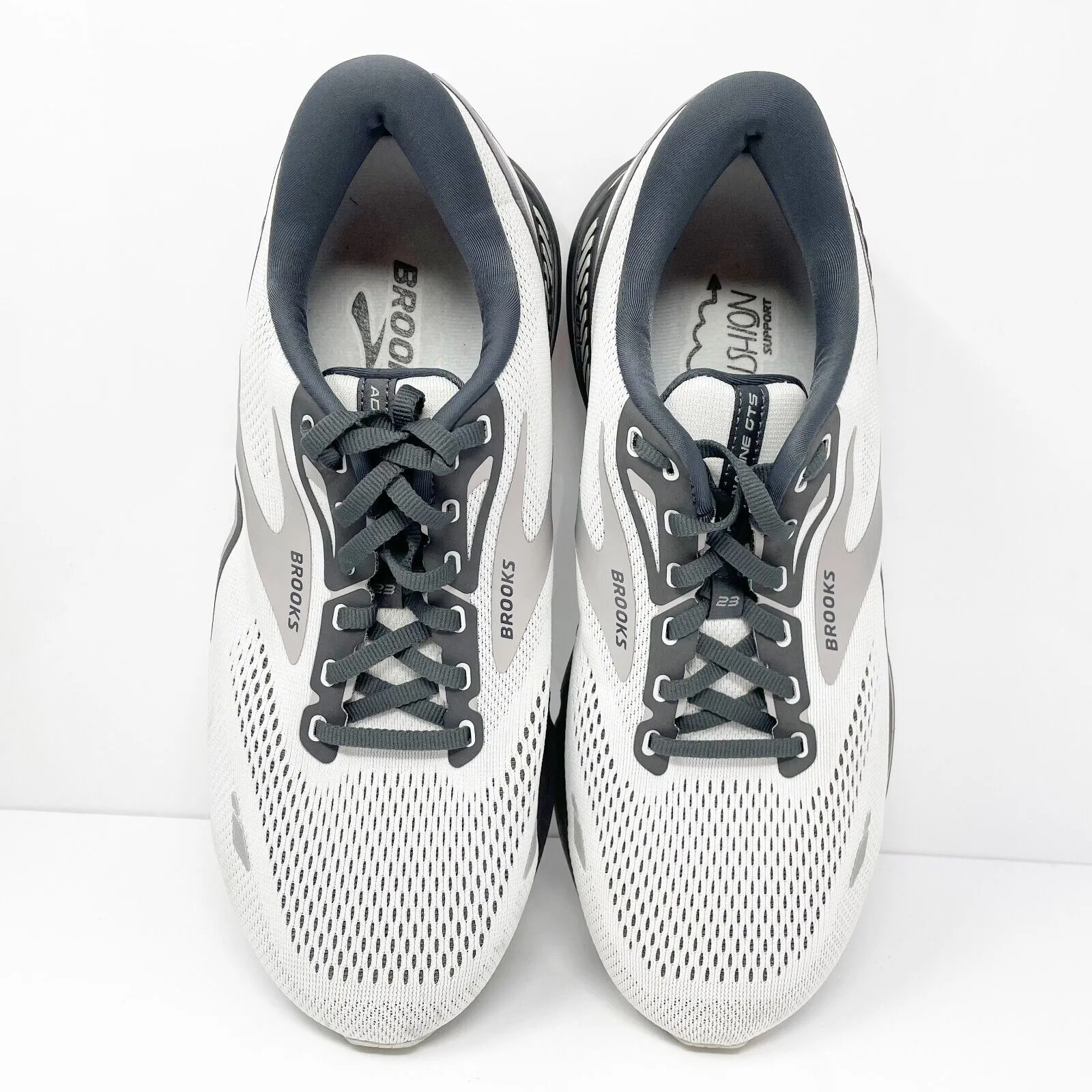 Brooks Mens Adrenaline GTS 23 1103914E065 Gray Running Shoes Sneakers Size 11 4E