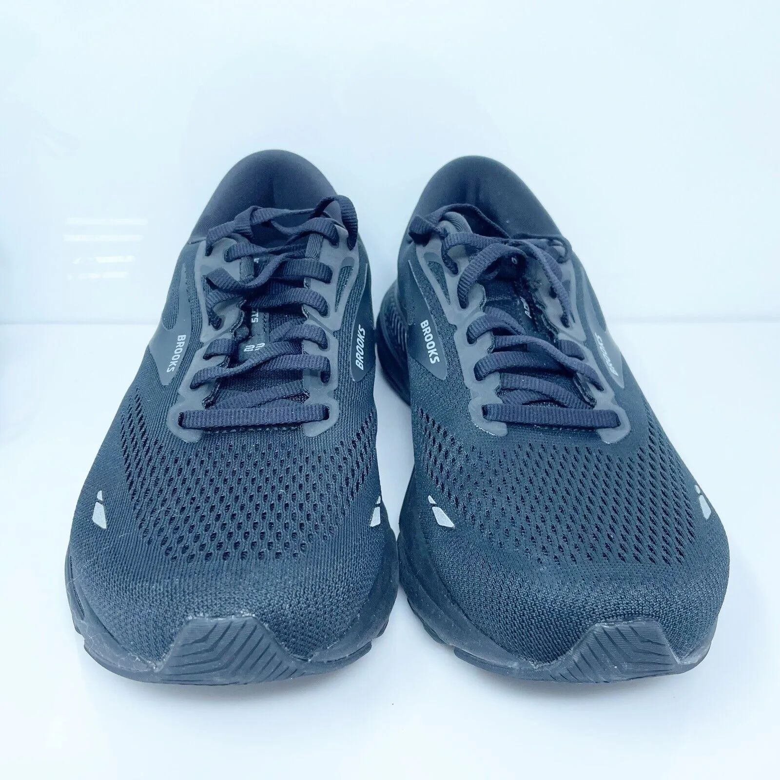 Brooks Womens Adrenaline GTS 23 1203812E020 Black Running Shoes Sneakers 9.5 2E