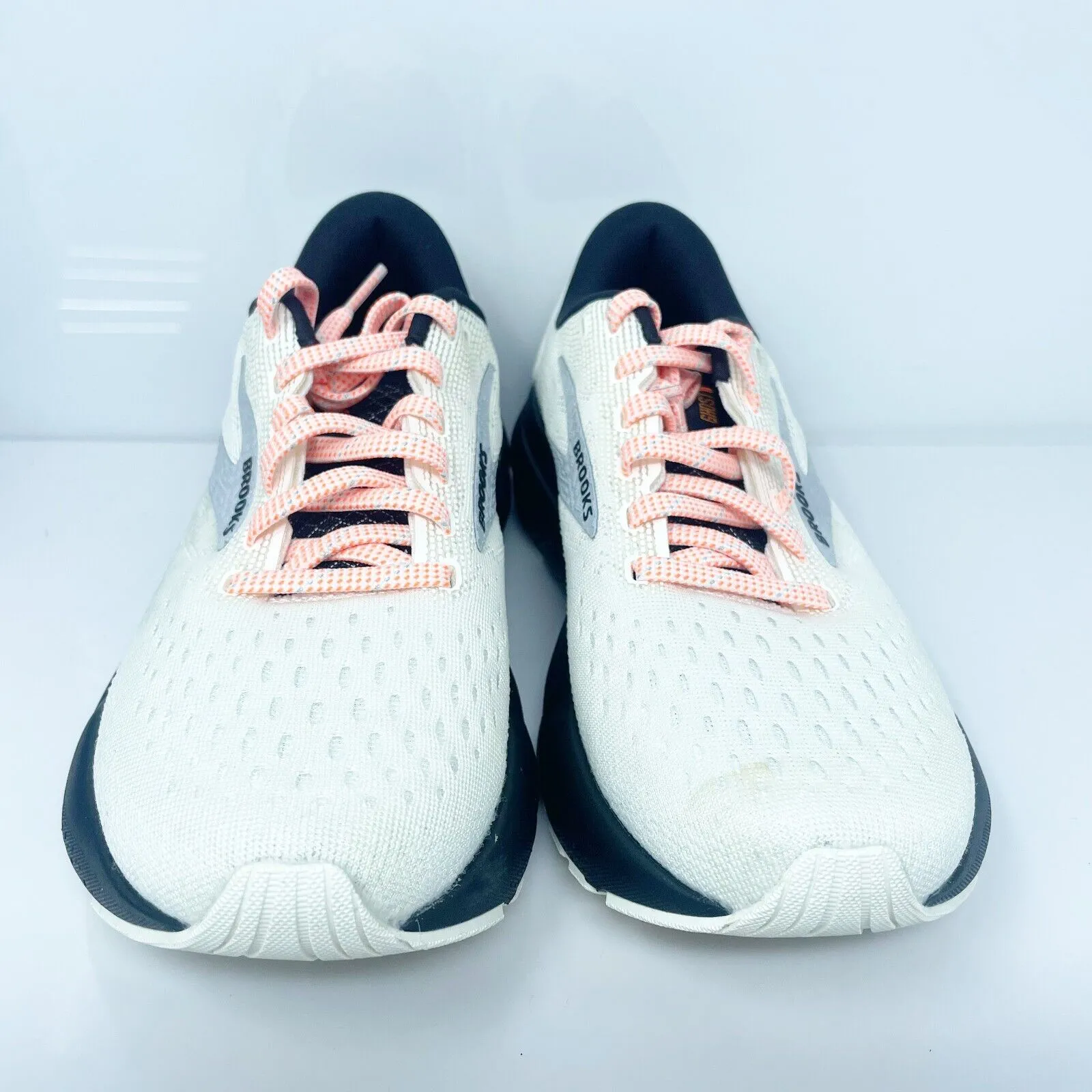 Brooks Womens Ghost 16 1204071B157 White Running Shoes Sneakers Size 6.5 B