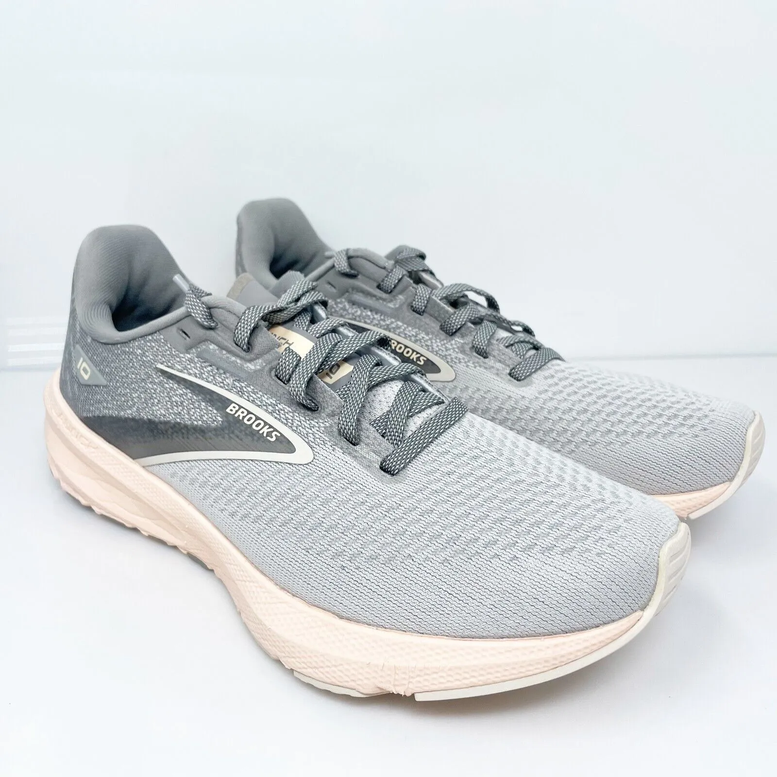 Brooks Womens Launch 10 1203981B179 Gray Running Shoes Sneakers Size 7.5 B