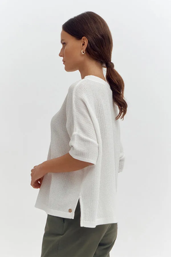 Devernois APYUNI WHITE OVERSIZED KNIT SWEATER