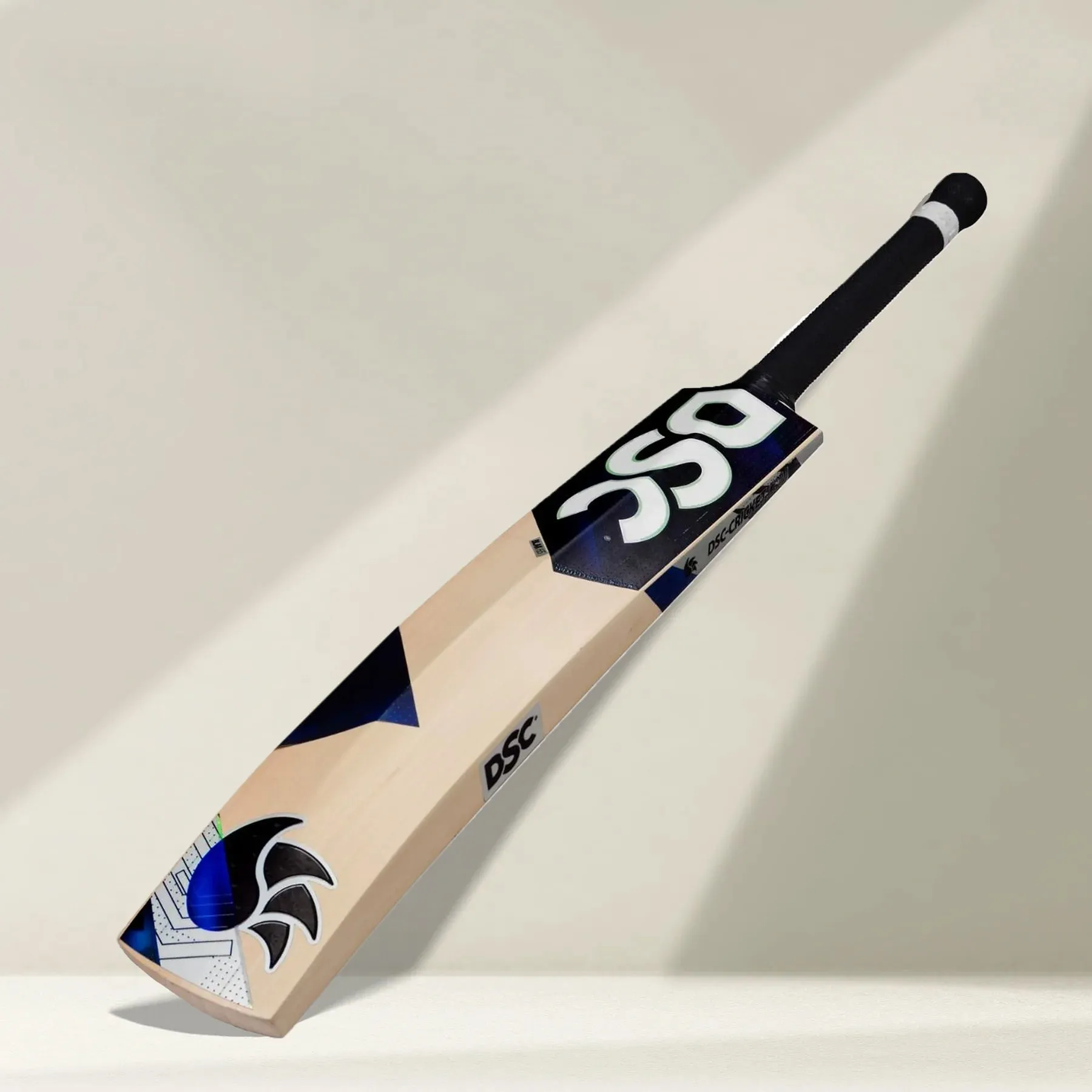 DSC BLAK 65 English Willow Cricket Bat -SH