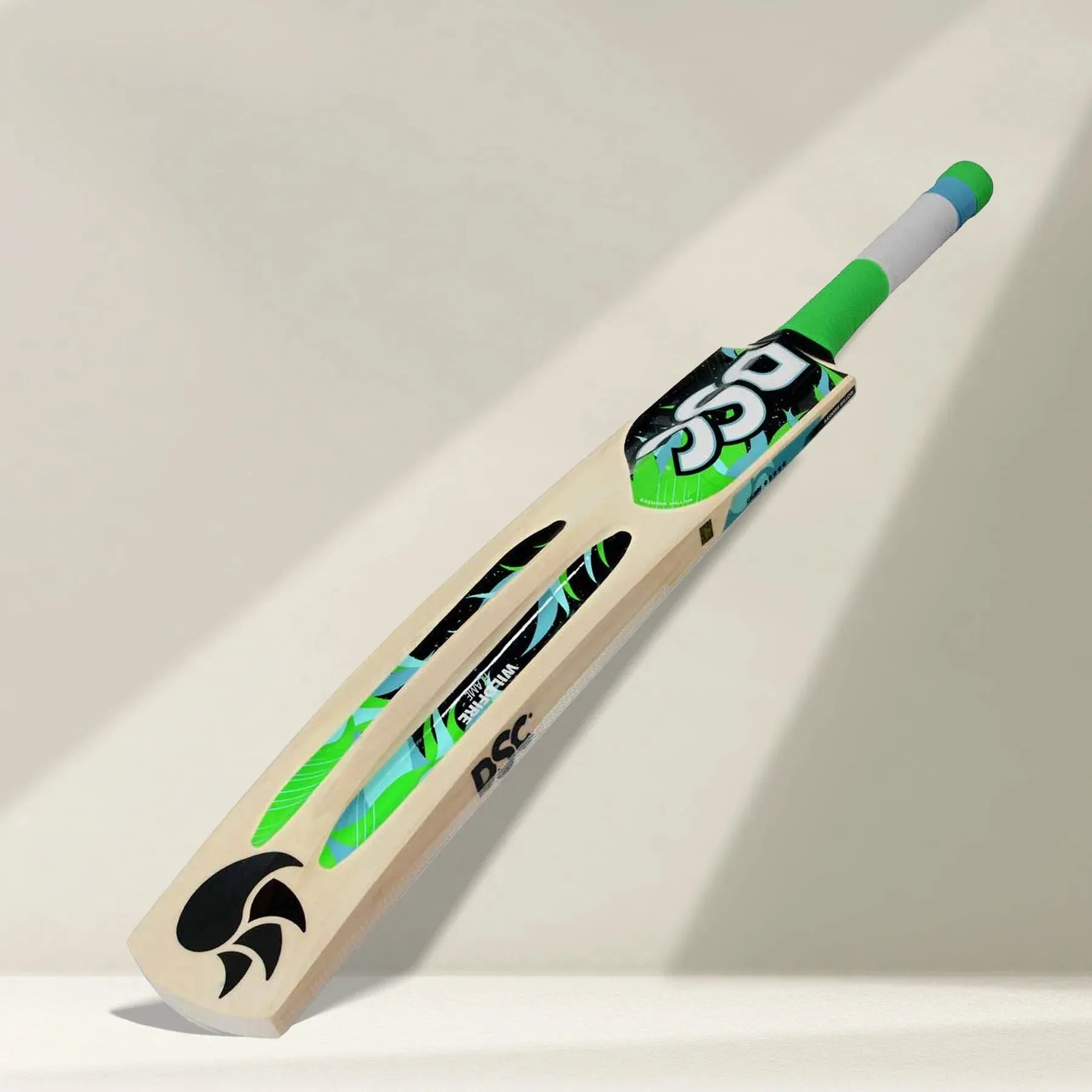 DSC Wildfire Flame Tennis Cricket Bat -SH
