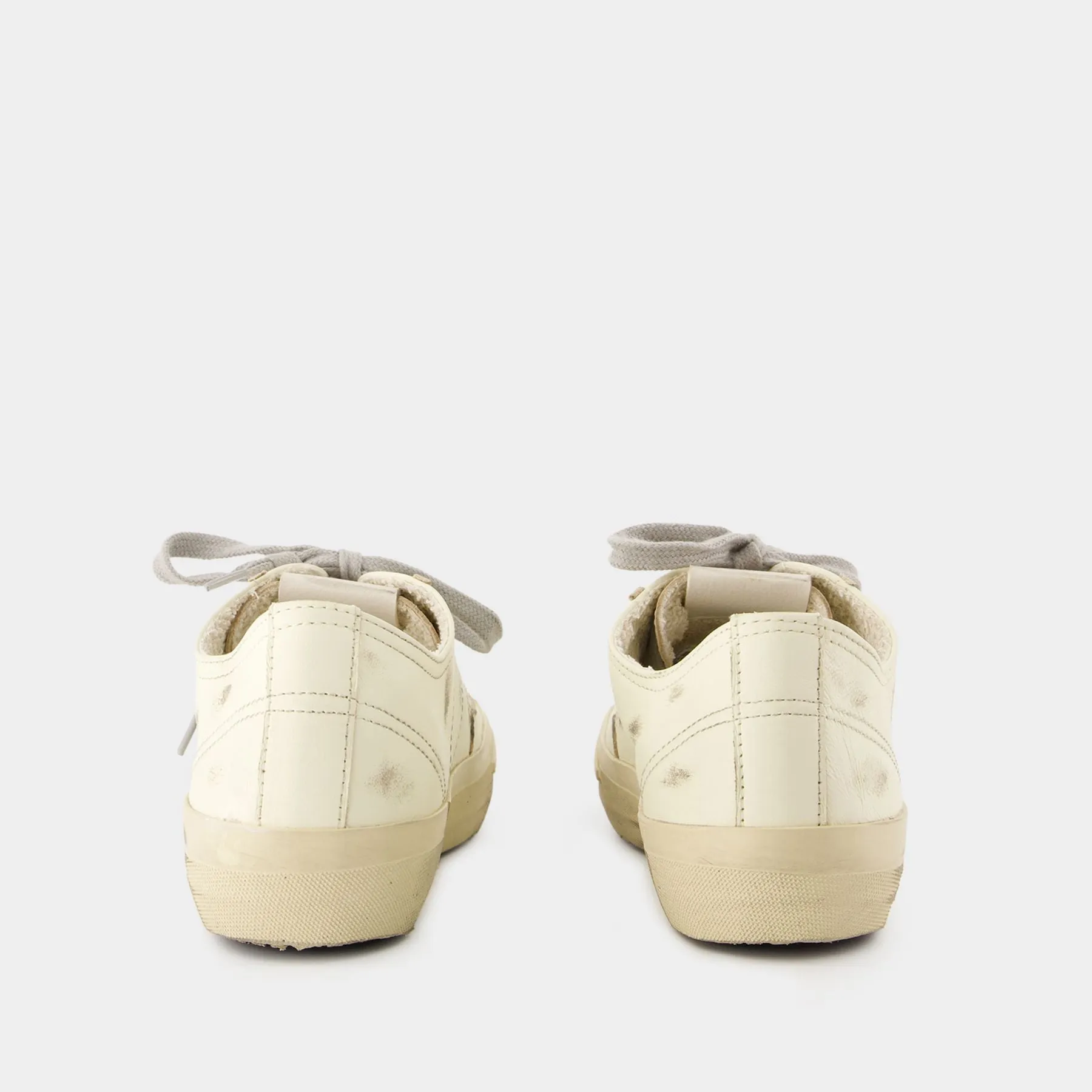 Golden Goose Deluxe Brand  V-Star 2 Sneakers - Golden Goose Deluxe Brand - Leather - White/Black