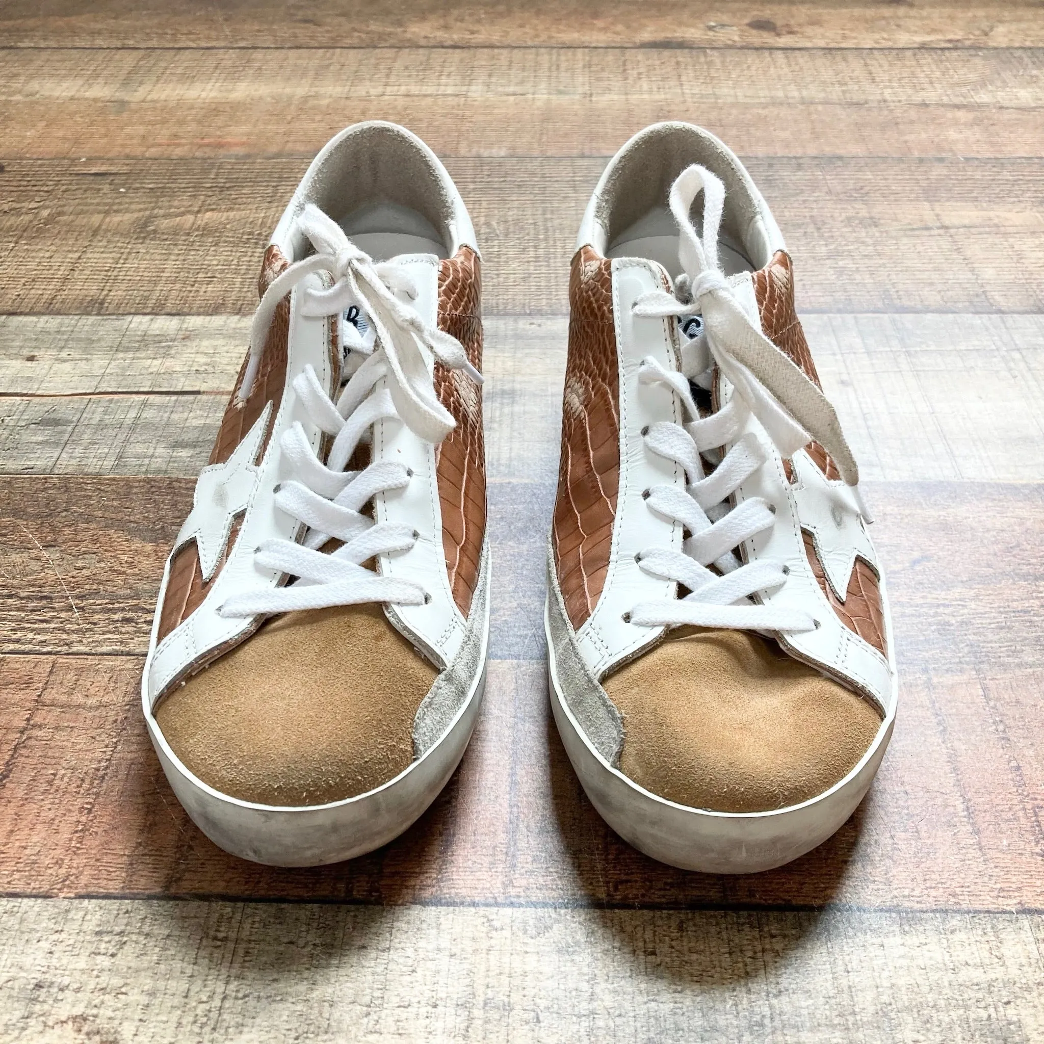 GOLDEN GOOSE SUPERSTAR MOCK-CROC COURT SNEAKERS- SIZE 39/US 9 ( ONLINE)