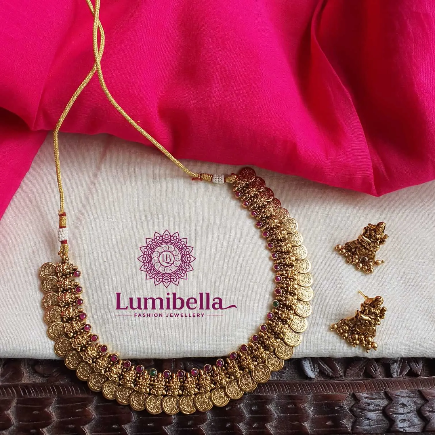 Lakshmi Kasumala Short Neckset