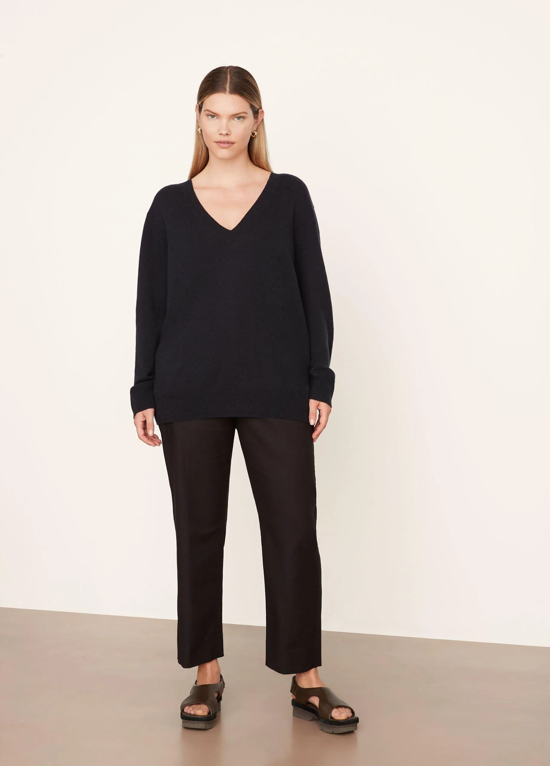 Lightweight Cashmere Weekend V-Neck Pullover