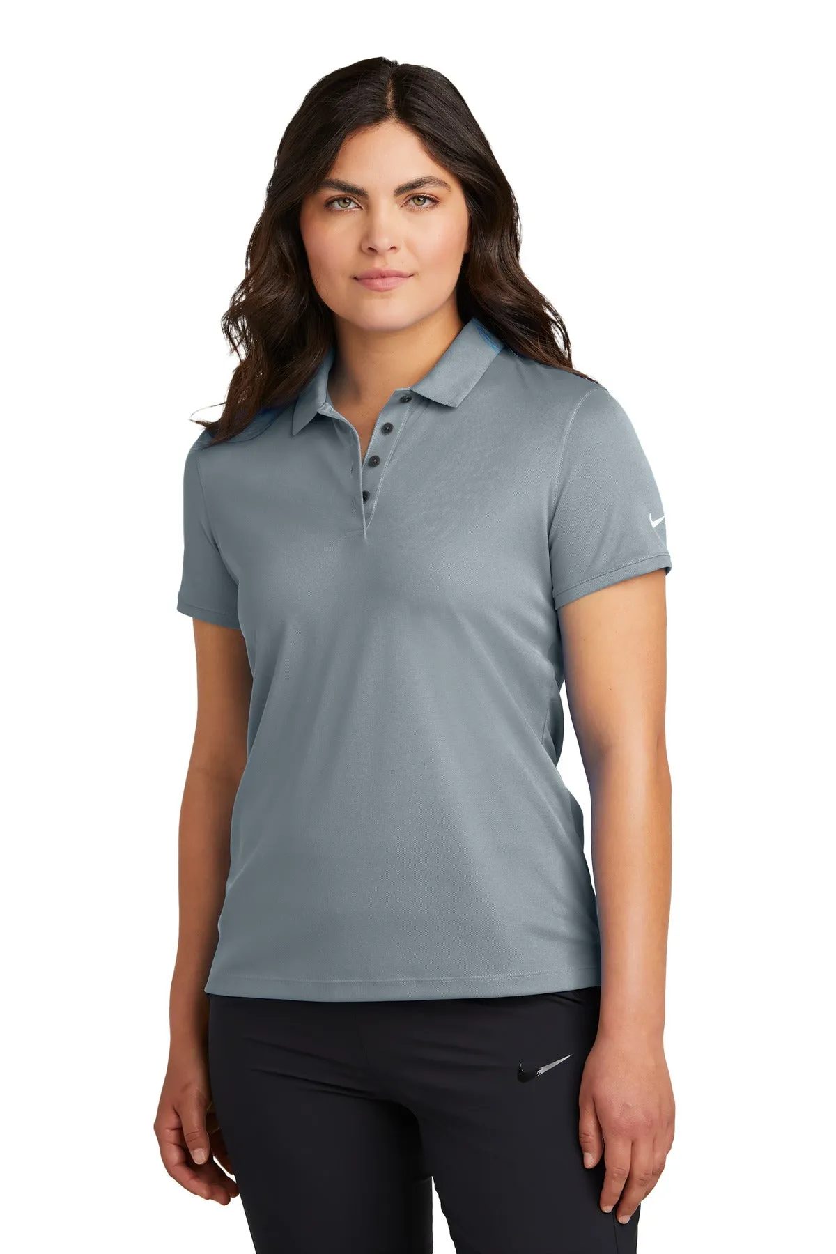 Nike Women's Victory Solid Polo. NKDX6685