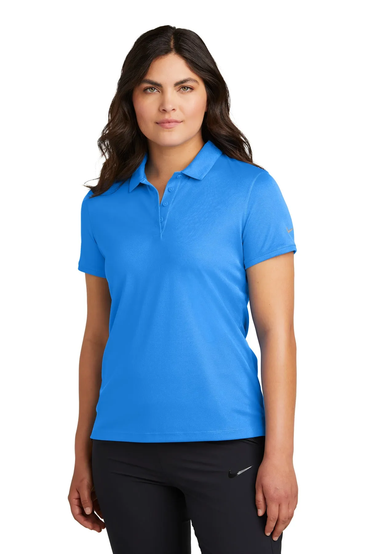 Nike Women's Victory Solid Polo. NKDX6685