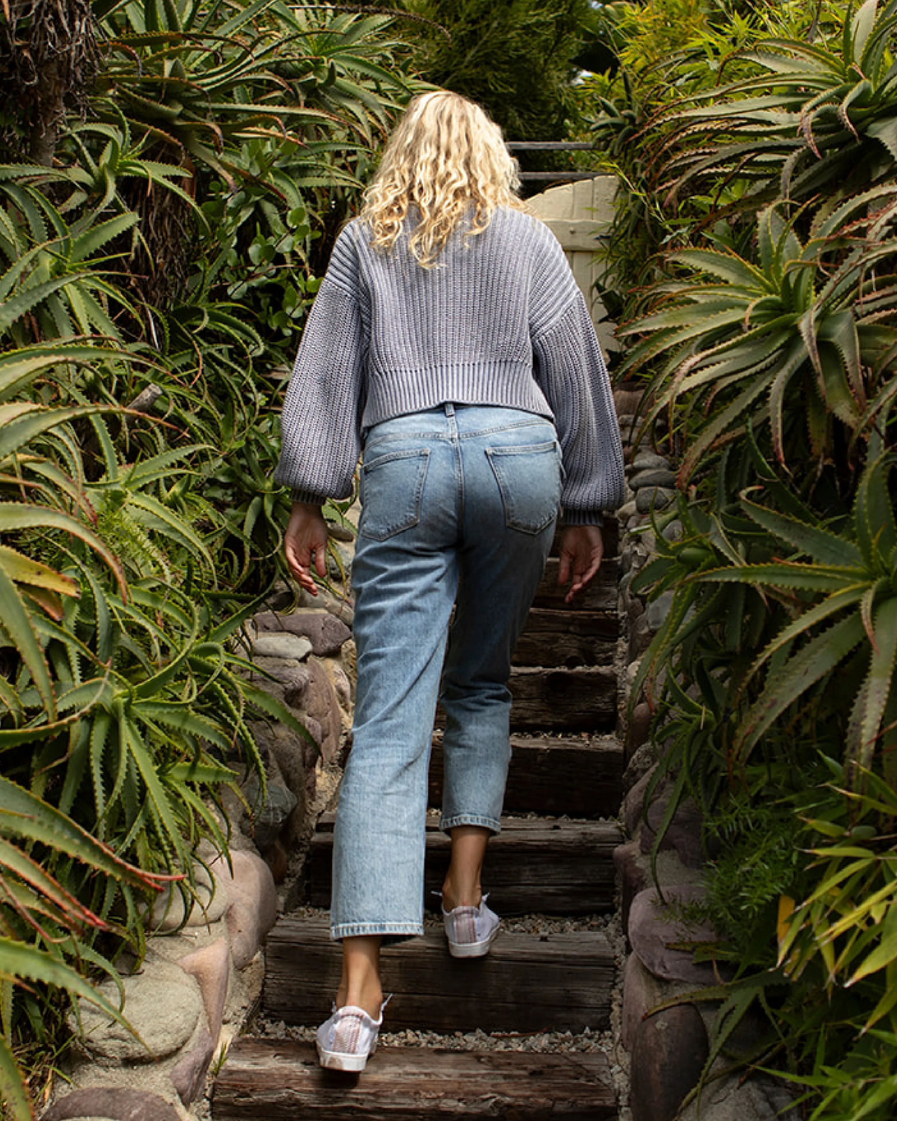 Patti Straight Jeans - Beau Blue