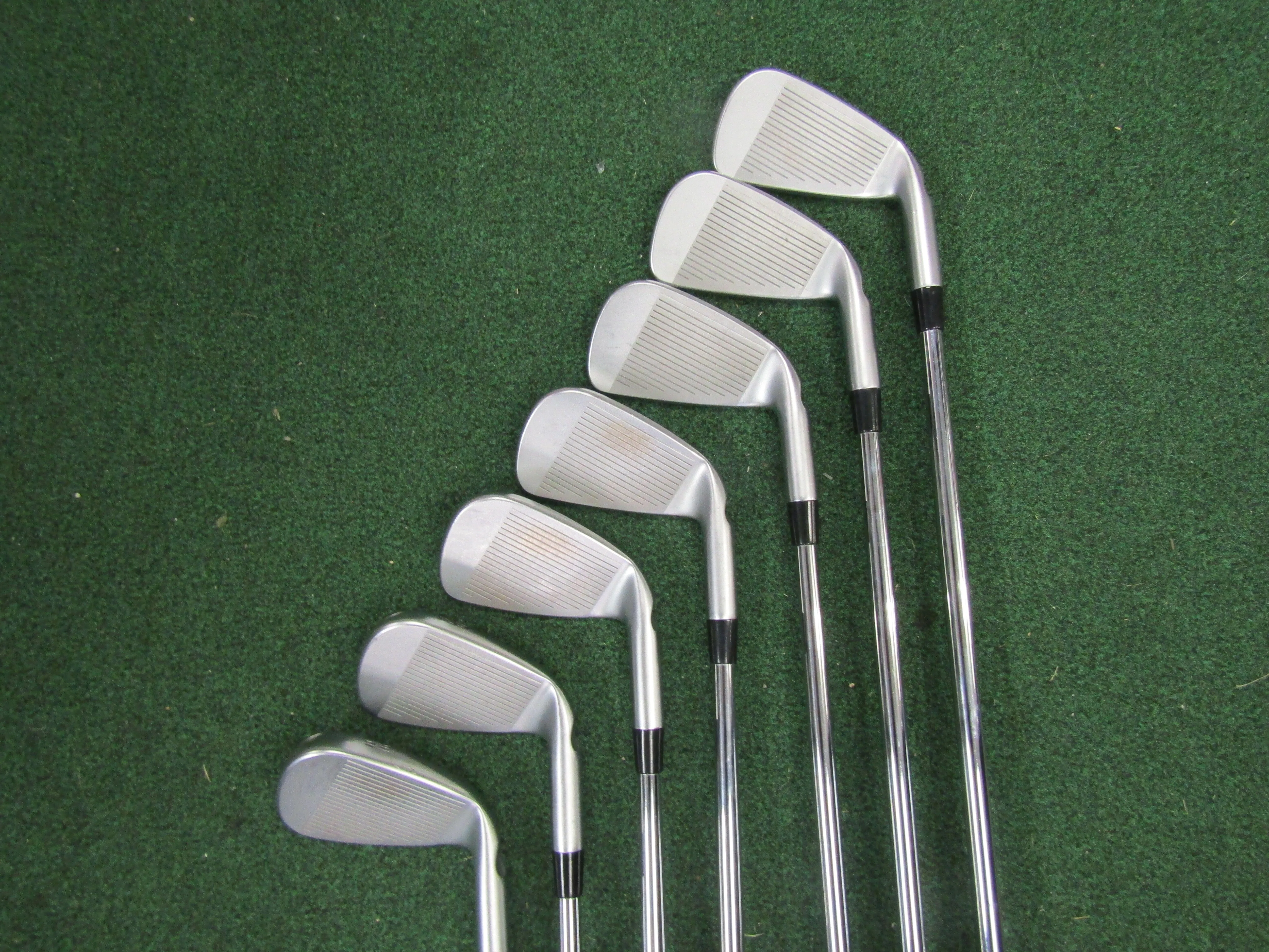 Ping i230 Black Dot #4-PW 7 pc. Iron Set Stiff Flex Steel Shafts MLH