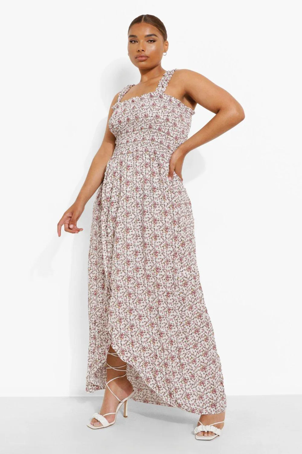 Plus Ditsy Floral Shirred Maxi Dress