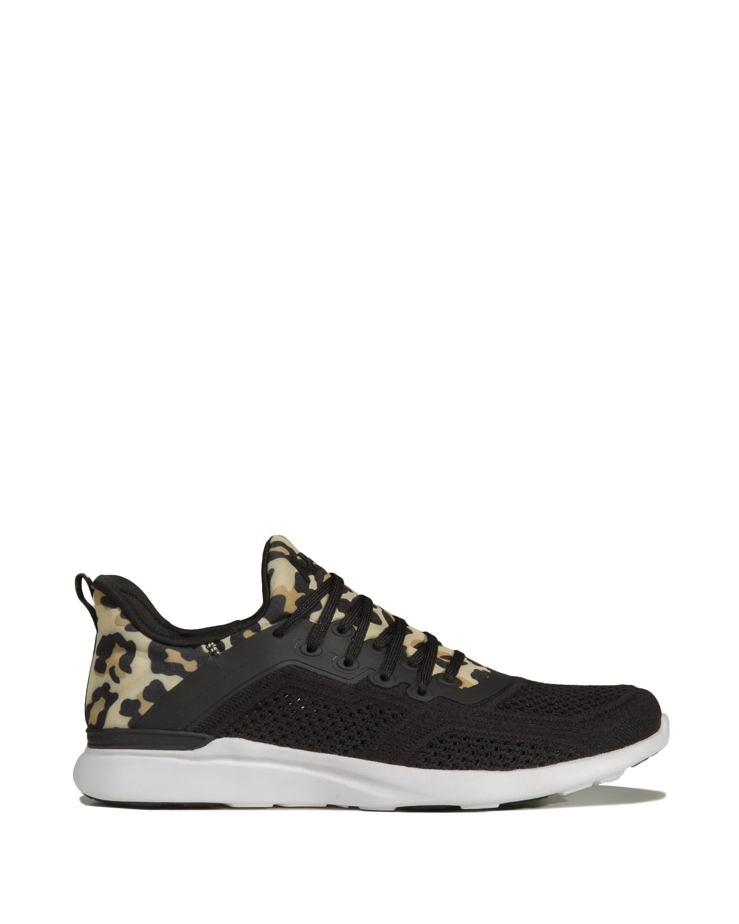 Shoes APL ATHLETIC PROPULSION LABS TECHLOOM TRACER 22011121003-black-leopard