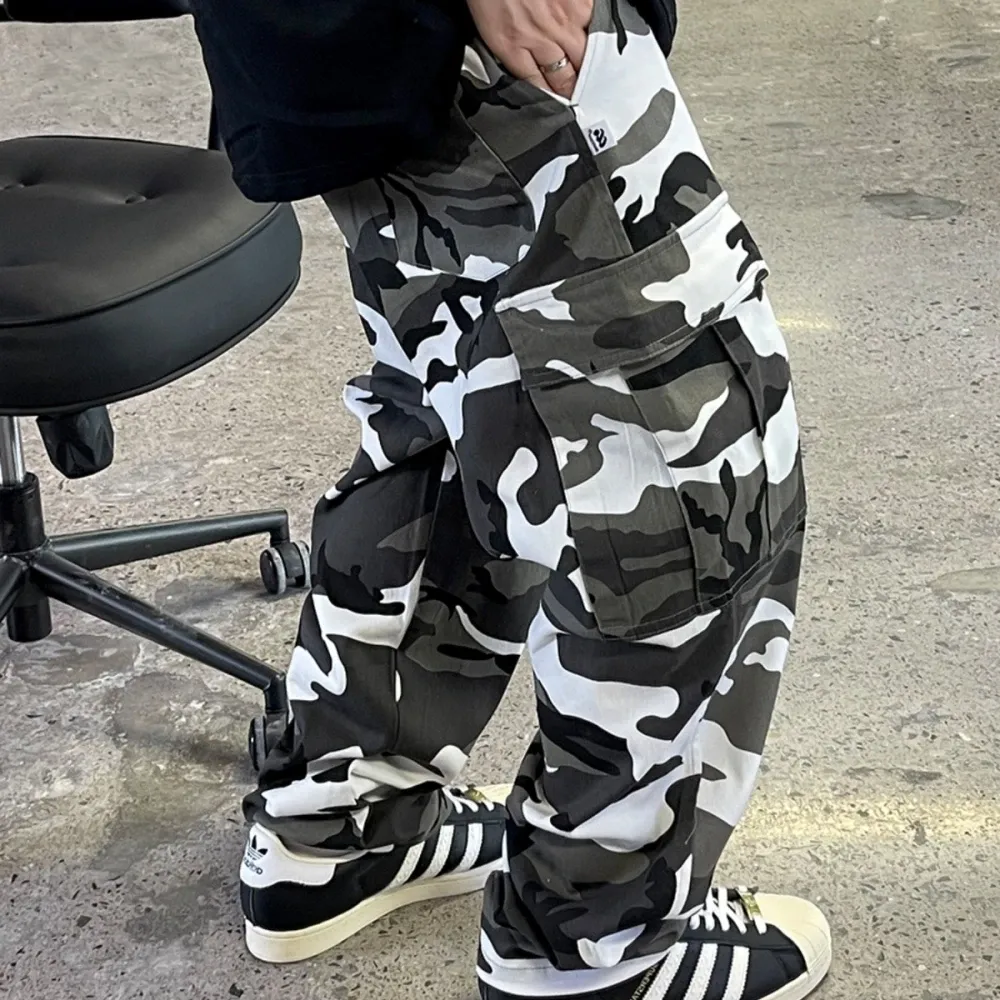 Snow X1 Camo Cargo Pants