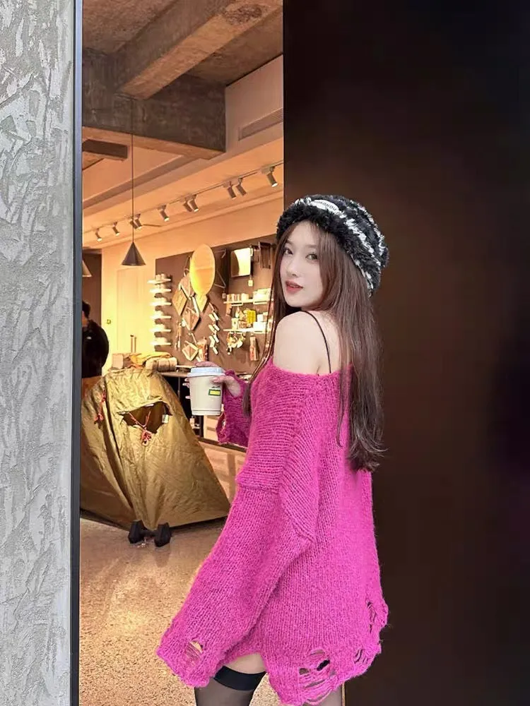 Sweater women's Korean style lazy style 2023 new style niche design off-shoulder high-end soft waxy knitted top