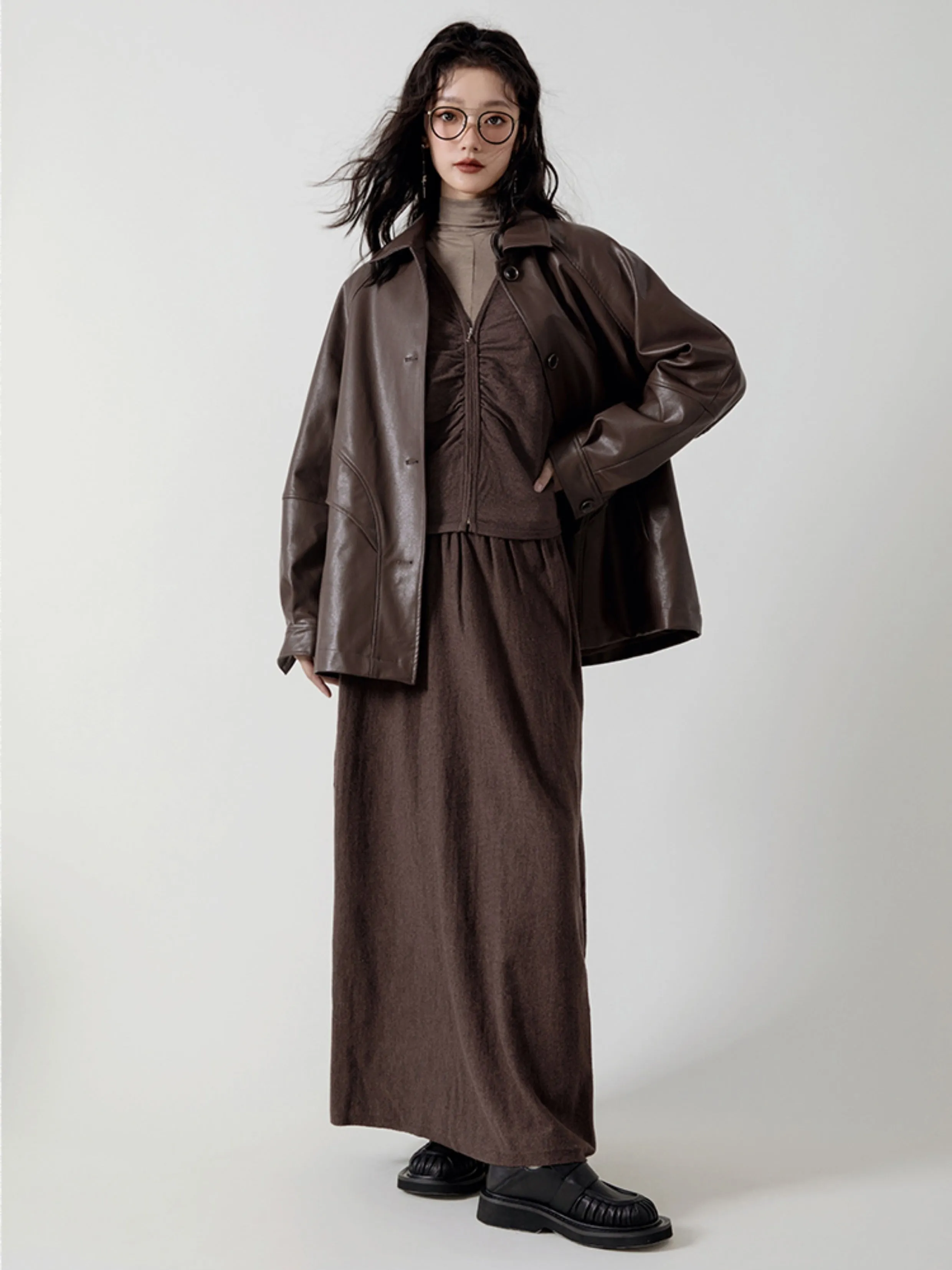 V-neck ZIP Cardigan ＆ Gather Long Skirt