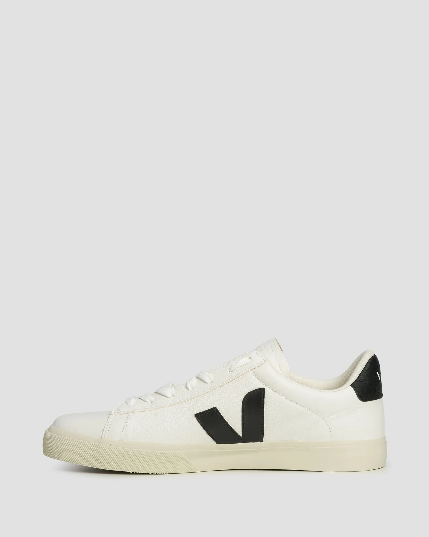 Women’s shoes Veja Campo women's white CP0501537d-extrawhiteblack