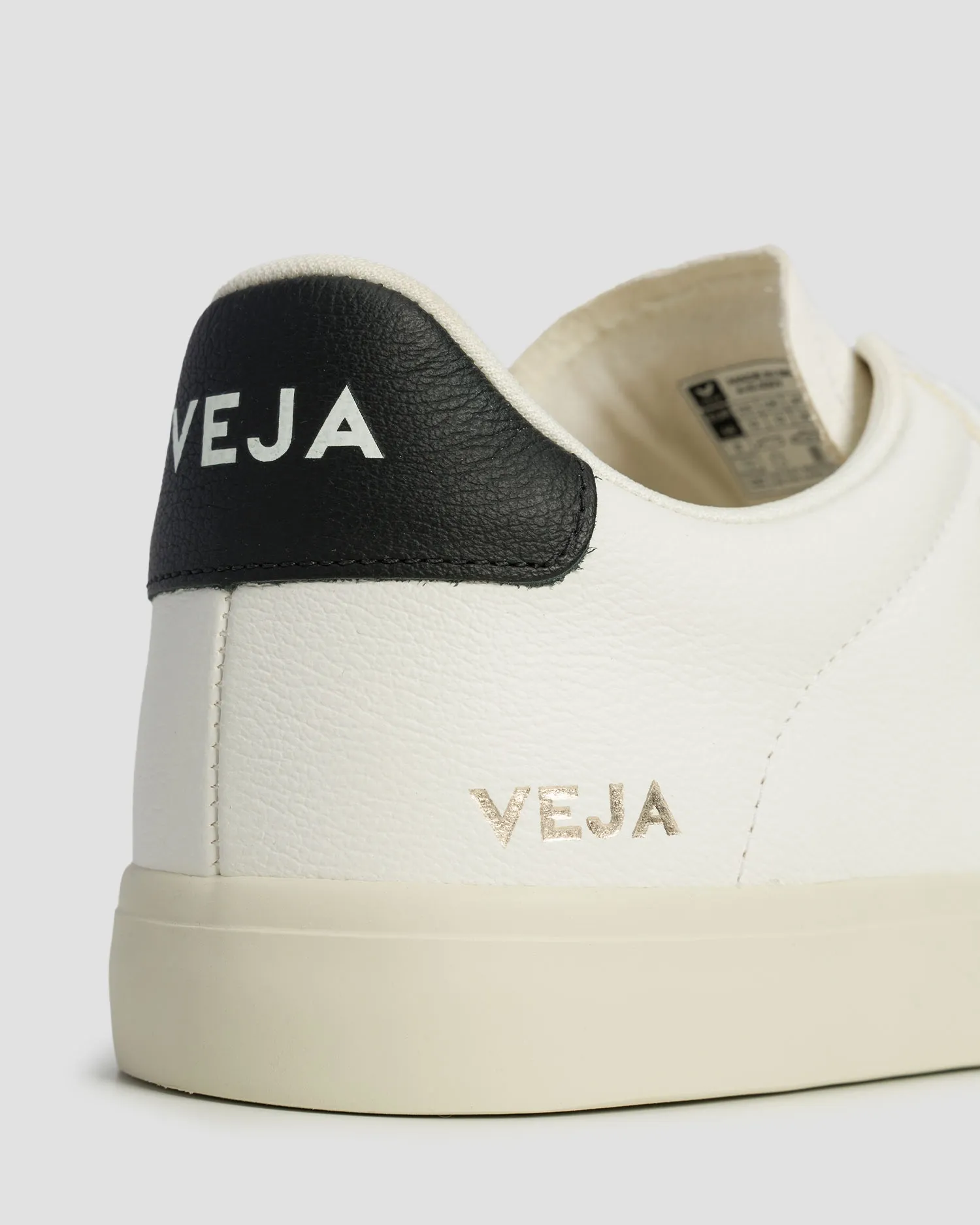 Women’s shoes Veja Campo women's white CP0501537d-extrawhiteblack