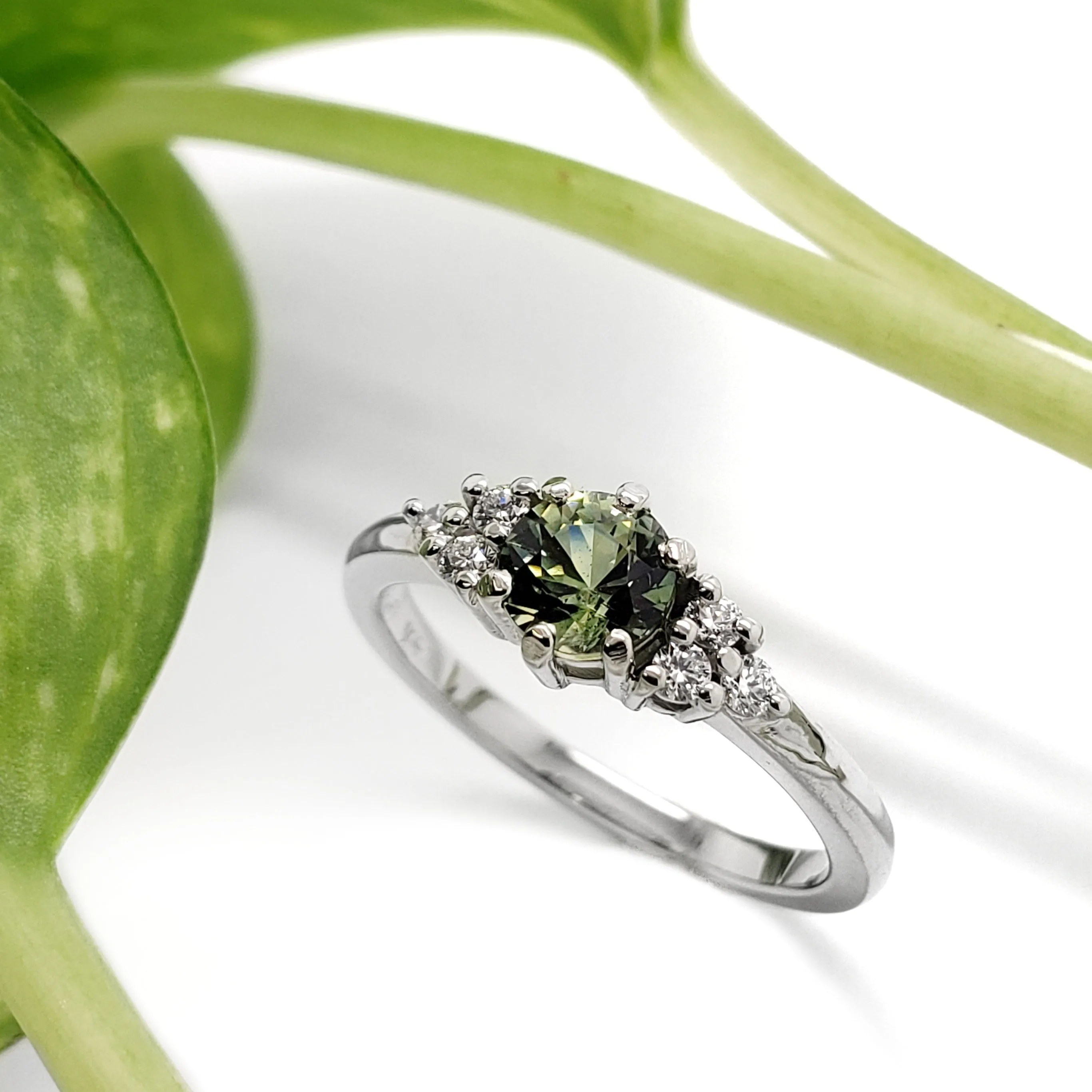 Zira | Light Green Sapphire